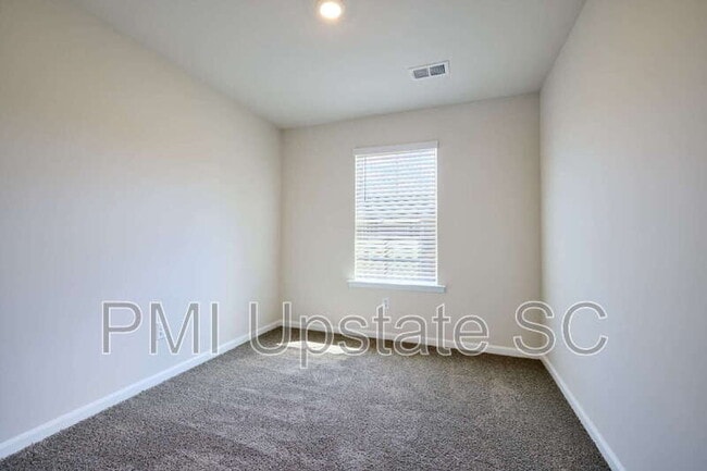 Building Photo - 103 Pendleton Place Way