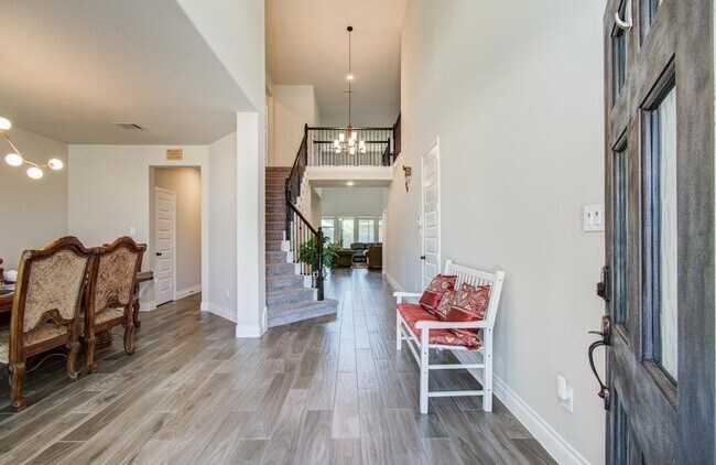 Building Photo - 10838 Bouldin Creek