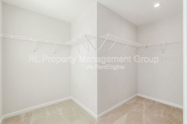 Building Photo - 8616 Gable Lp