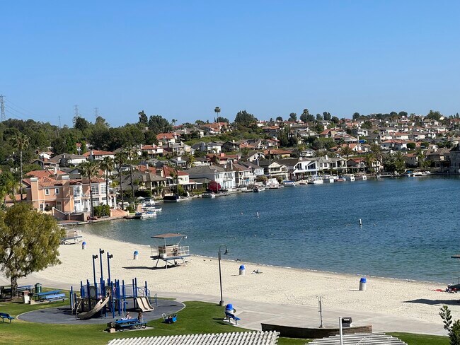 Building Photo - 23411 Via Linda