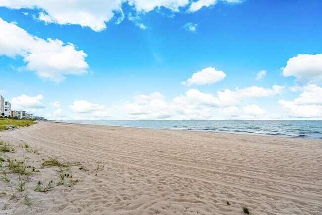 Building Photo - 2516 SW 74th Terrace