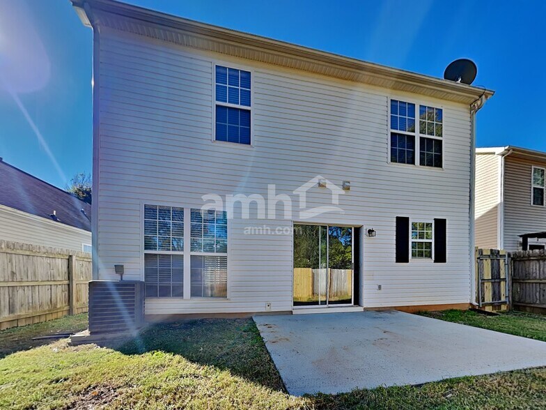Building Photo - 1517 Braveheart Ln