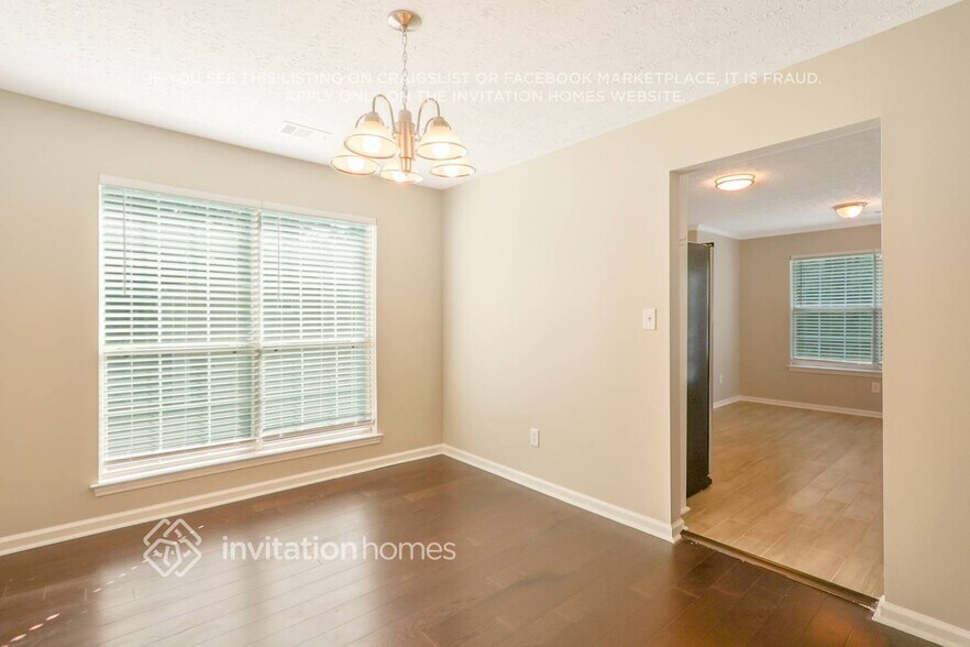 Building Photo - 195 River Trace Ct