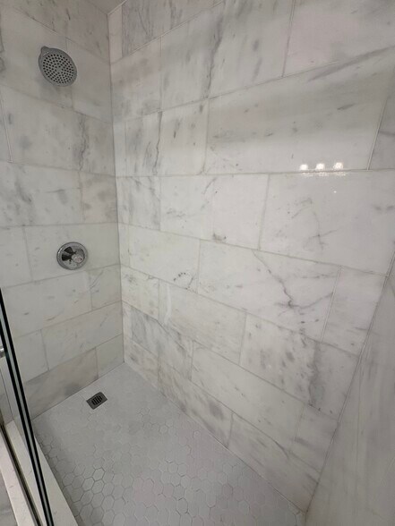 Building Photo - 4619 Del Monte Ave