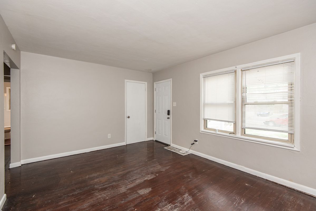 Building Photo - 320 Millman Dr