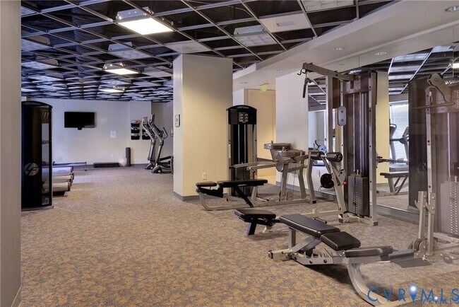 Building Photo - 301 Virginia St