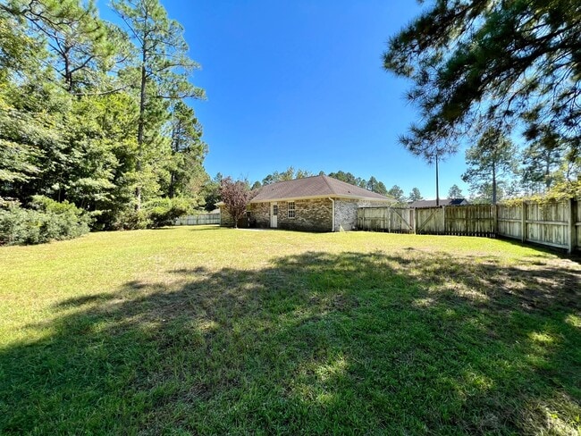 Building Photo - COMING MID-FEBRUARY 2026! (One Pet Maximum)