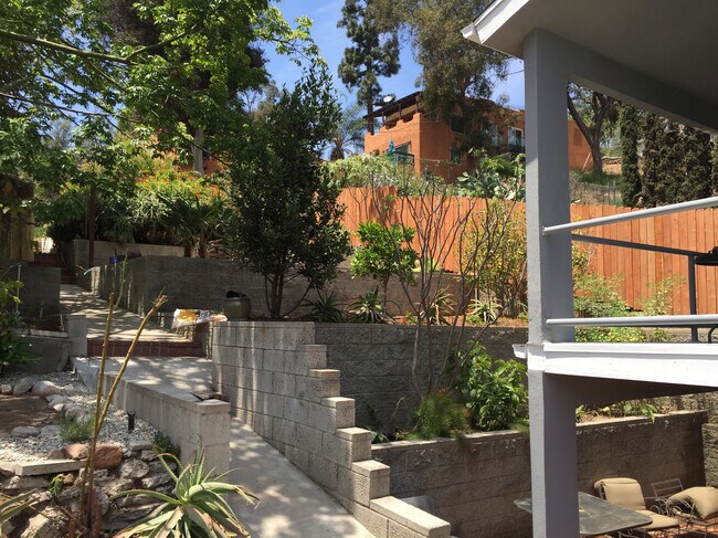 Building Photo - 2449 Corralitas Dr