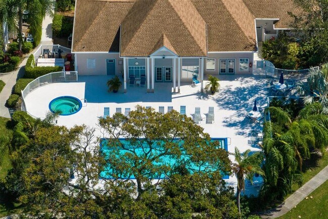 Building Photo - 850 S Tamiami Trl