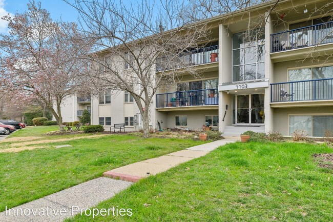 Building Photo - 2 br, 2 bath House - 1103 Primrose Court #302