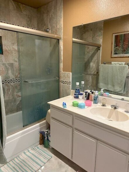 Building Photo - 8923 Grandville Cir