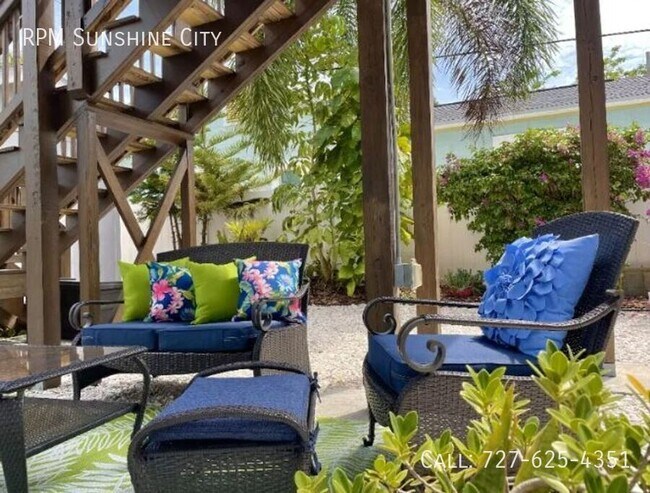 Building Photo - 7700 Boca Ciega Dr