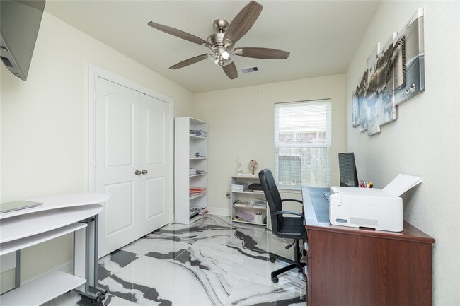 Building Photo - 22526 Threefold Ridge Dr