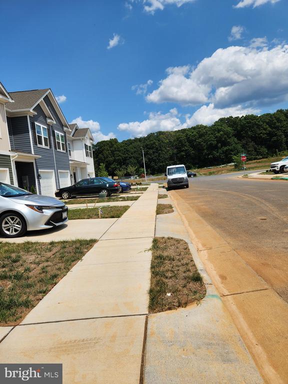 Building Photo - 164 Caterpillar Dr