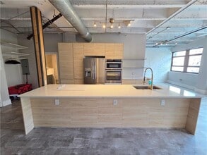 Building Photo - 878 Peachtree St NE