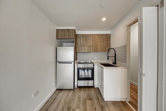 Building Photo - ONE MONTH FREE!! BRAND NEW CONSTRUCTION!! BE THE FIRST TO MOVE IN!!