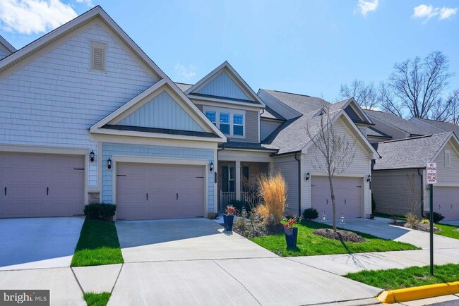 Building Photo - 15563 Blue Lotus Ln