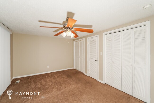 Building Photo - Charming Home on Overlook Dr