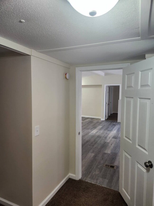 Building Photo - 743 Three Bridges Estates Cir