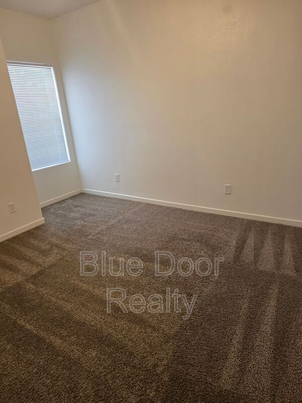 Building Photo - 2159 Palenque Dr SE