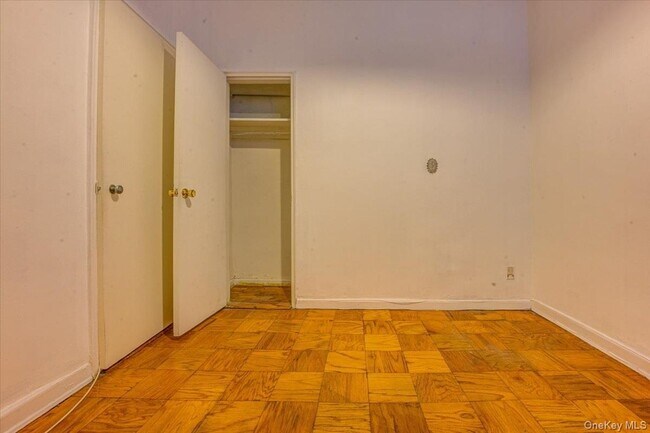 Building Photo - 102-55-102-67 67th Dr