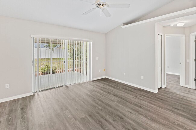 Building Photo - Great Home