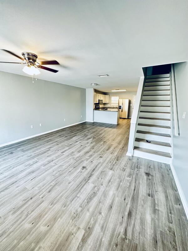 Building Photo - 6722 Van Buren St