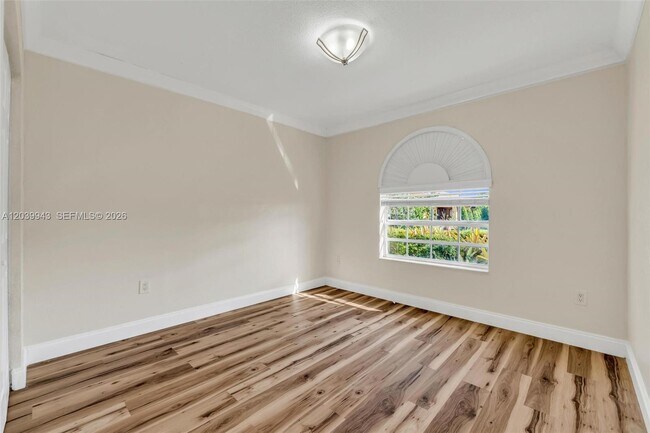 Building Photo - 15311 SW 52nd Terrace