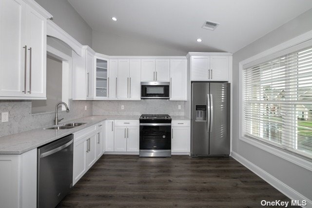 Building Photo - 13 13th St