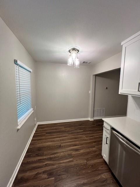 Building Photo - 6302 Chesterfield Ave