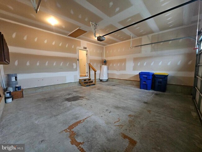 Building Photo - 270 Waterway Dr