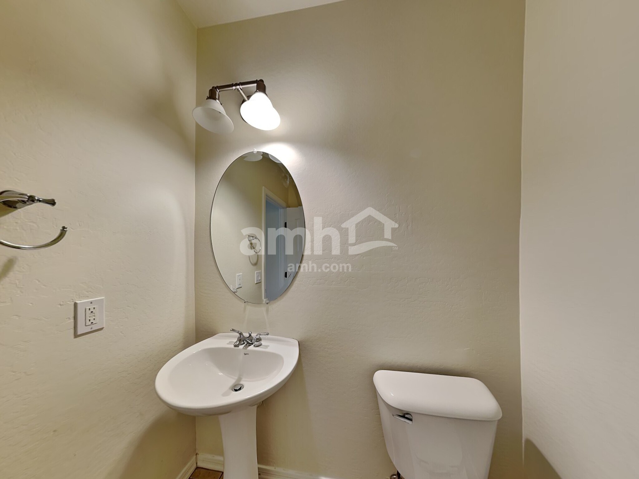 Building Photo - 6808 W Ridgeline Rd