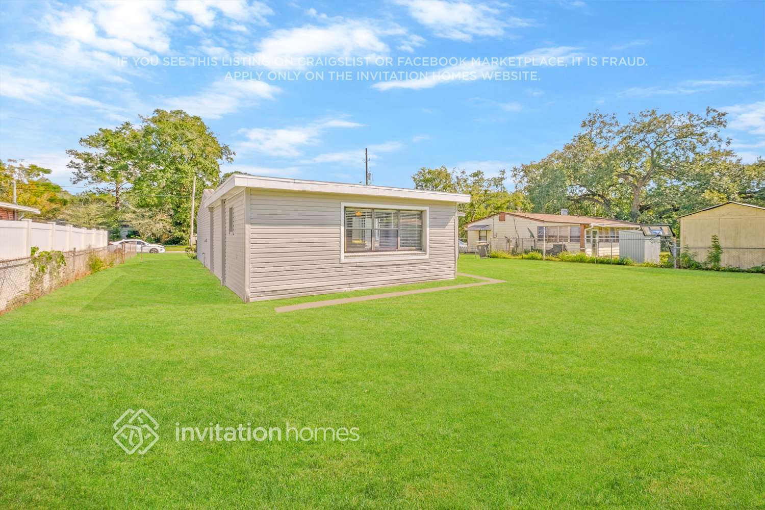 Building Photo - 6346 Commodore Dr