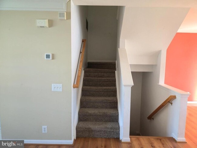 Building Photo - 157 Darling St