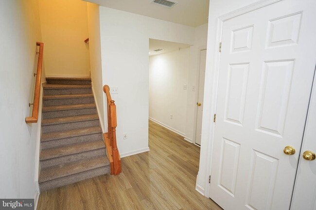 Building Photo - 38116 E Chester Ln