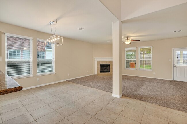 Building Photo - 13302 Hidden Valley Dr