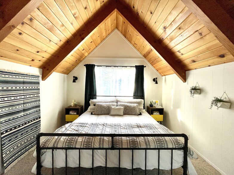 Building Photo - 1010 Fenway Dr