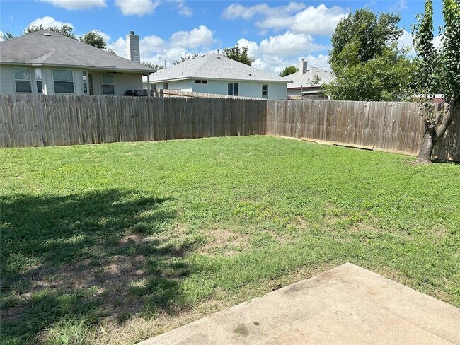 Building Photo - 304 Watergate Way
