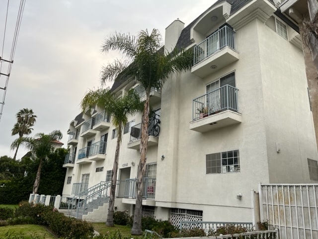 Building Photo - 12048 Culver Blvd