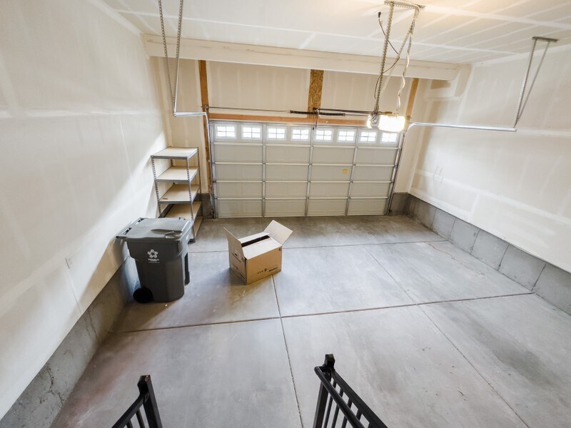 Building Photo - 266 W 590 N