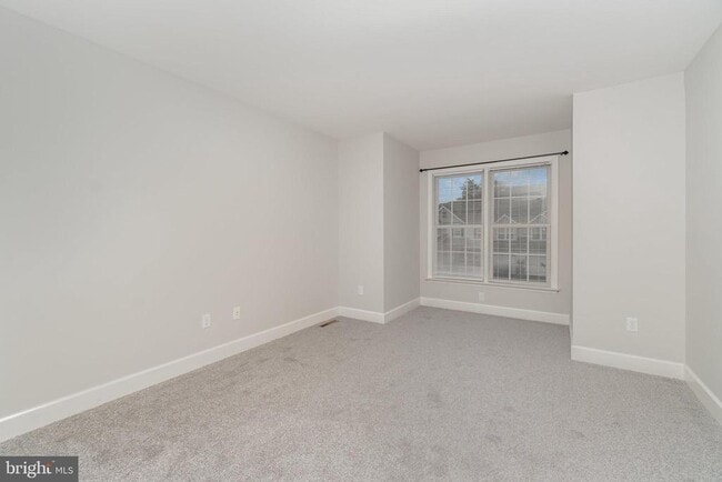 Building Photo - 103 Scully Pl