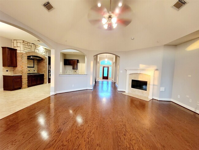 Building Photo - 5227 Riverstone Crossing Dr