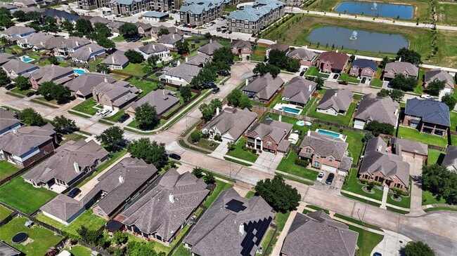 Building Photo - 22022 Bridgestone Hawk Ct