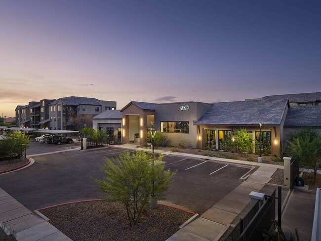Building Photo - Halogen