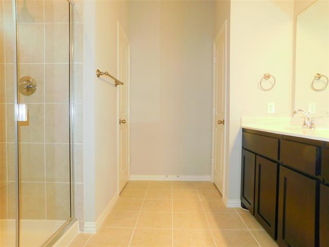 Building Photo - 3129 Solana Cir