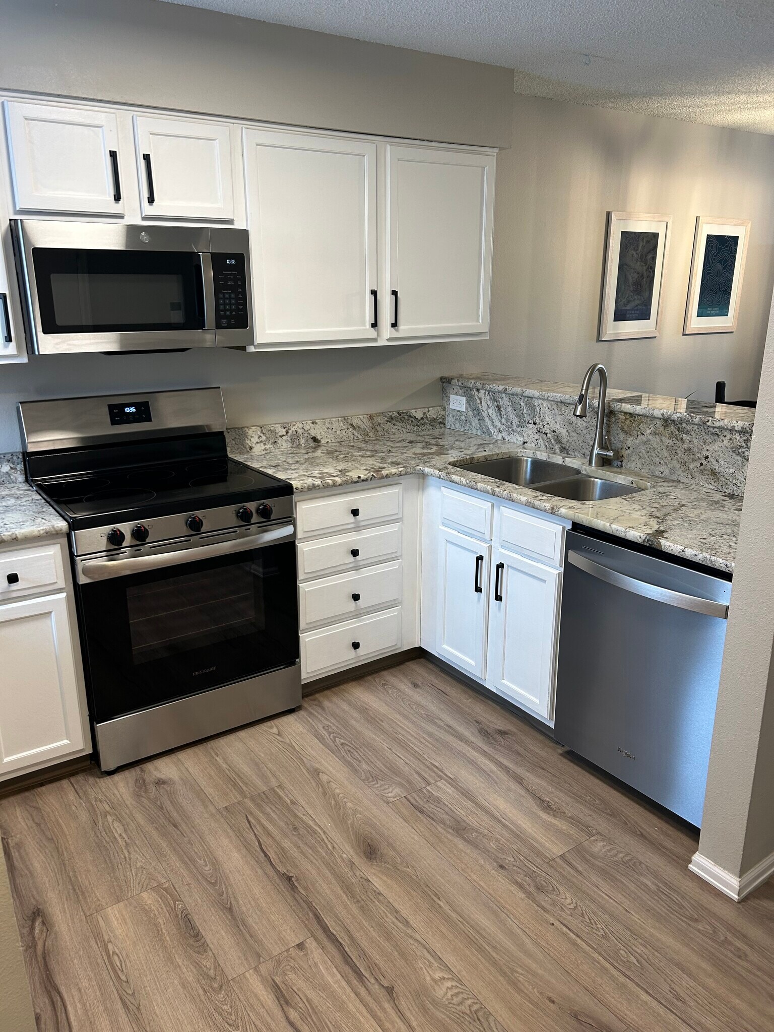 Building Photo - 1818 S Quebec Way