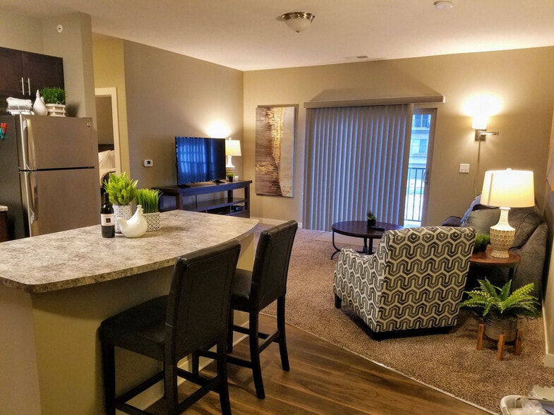 Building Photo - 1331 Winona Ct