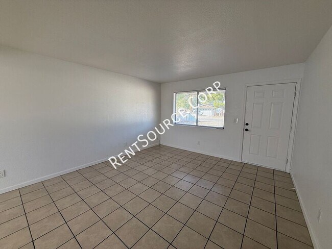 Building Photo - 4318 Ave L 2