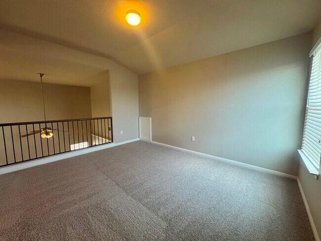 Building Photo - 120 Kingfisher Ln