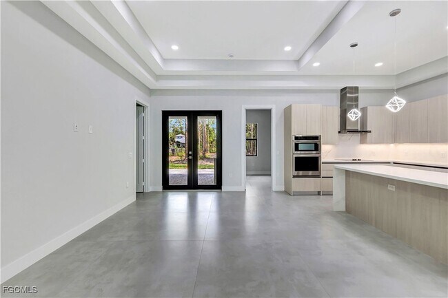 Building Photo - 3366 72nd Ave NE